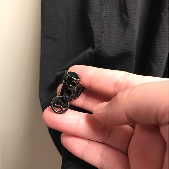 Lululemon hustle & bustle tank size 4 - Picture 14 of 15